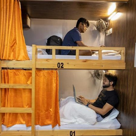 Sunrise Dormitory Hostel Mumbai Exterior foto