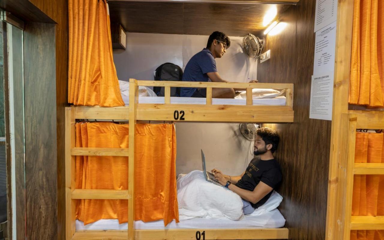 Sunrise Dormitory Hostel Mumbai Exterior foto